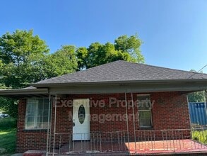 Building Photo - 2807 34th St N