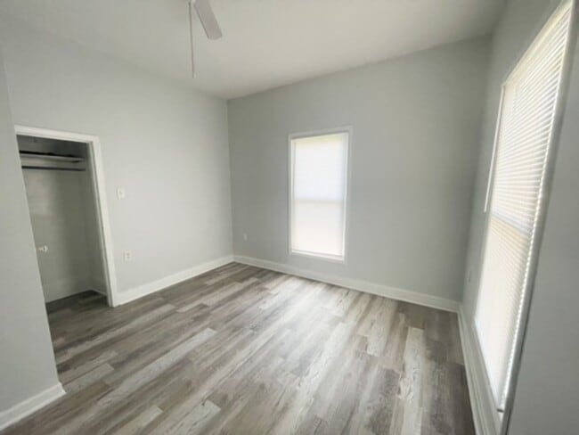 Building Photo - Italian Estates Property Management