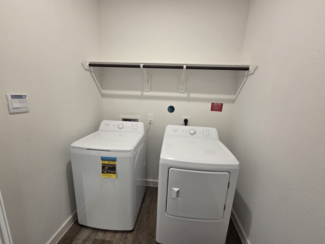 Foto del edificio - 1318 Isola Bella Dr