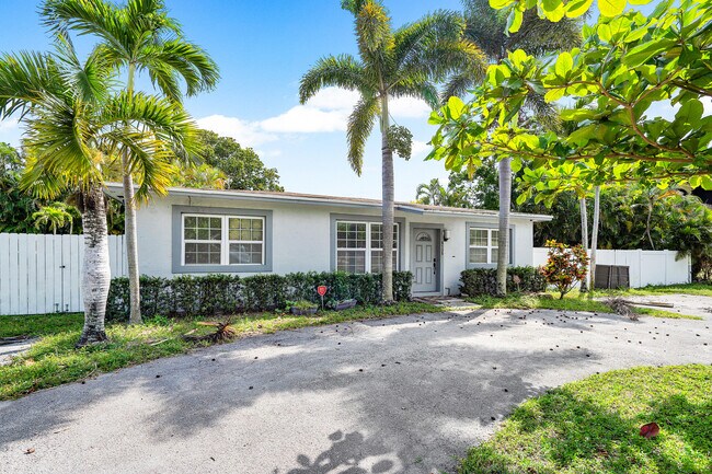 Foto del edificio - 6130 Edwards Rd