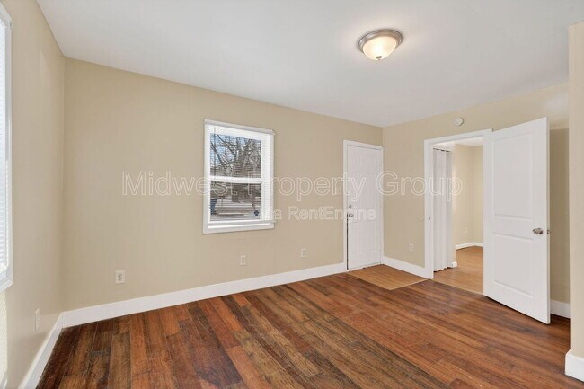 Foto del edificio - 159 Barto Dr