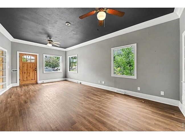 Foto del edificio - 817 N Garfield Ave