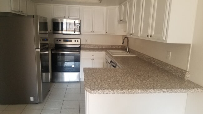 Cocina - 7910 E Camelback Rd