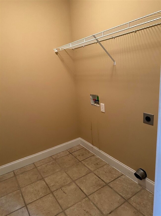 Foto del edificio - 226 Spg Crk Ave