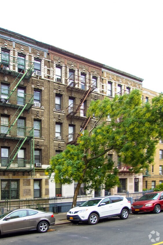 Foto del edificio - 123 Post Ave