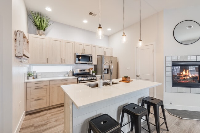 Kitchen - 2922 W 26th Ave