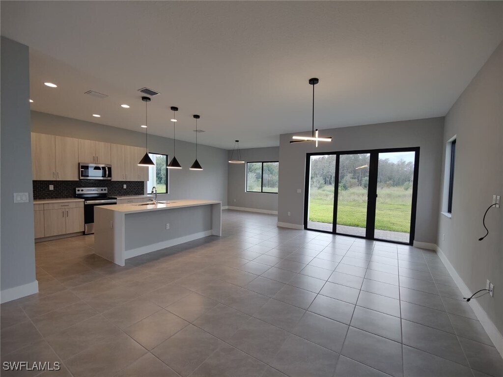 Foto principal - 5860 Agostino Way