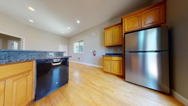 Building Photo - 23 Boardman Pl