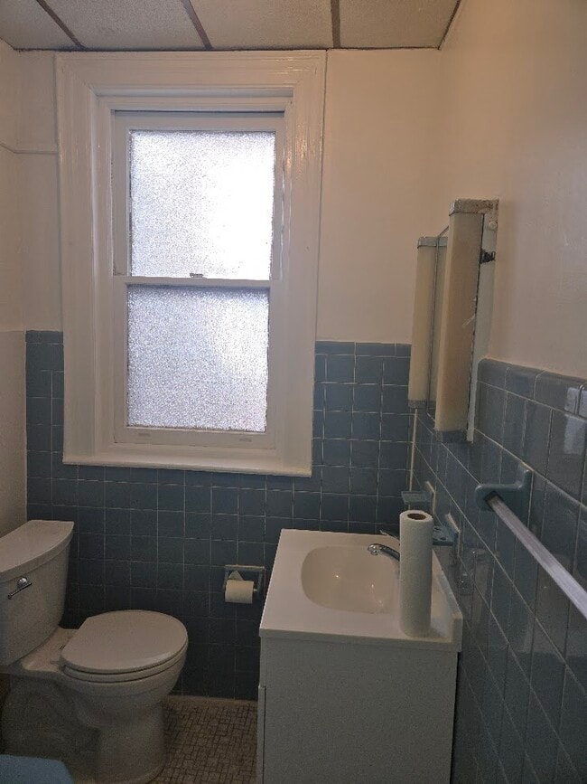 Bathroom - 1504 N 54th St