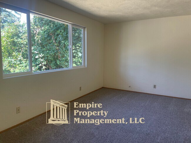 Foto del edificio - 1303 Waite St