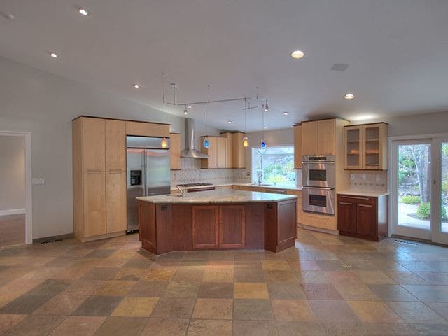 Building Photo - 4 br, 3 bath House - 44 Apache Court