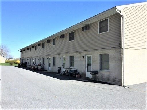 Building Photo - 733 Cloverleaf Rd