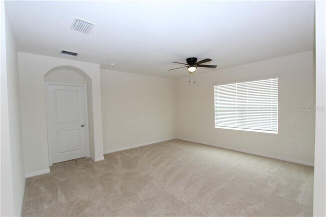 Building Photo - 9764 Pepper Tree Trail