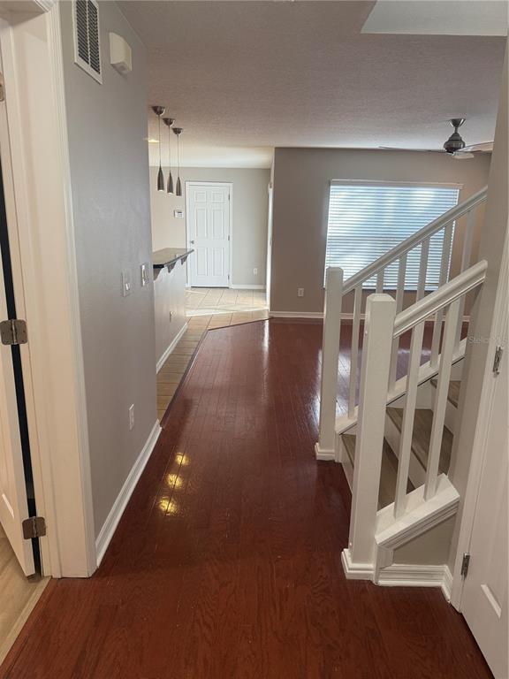 Foto del edificio - 13102 Honey Locust Dr