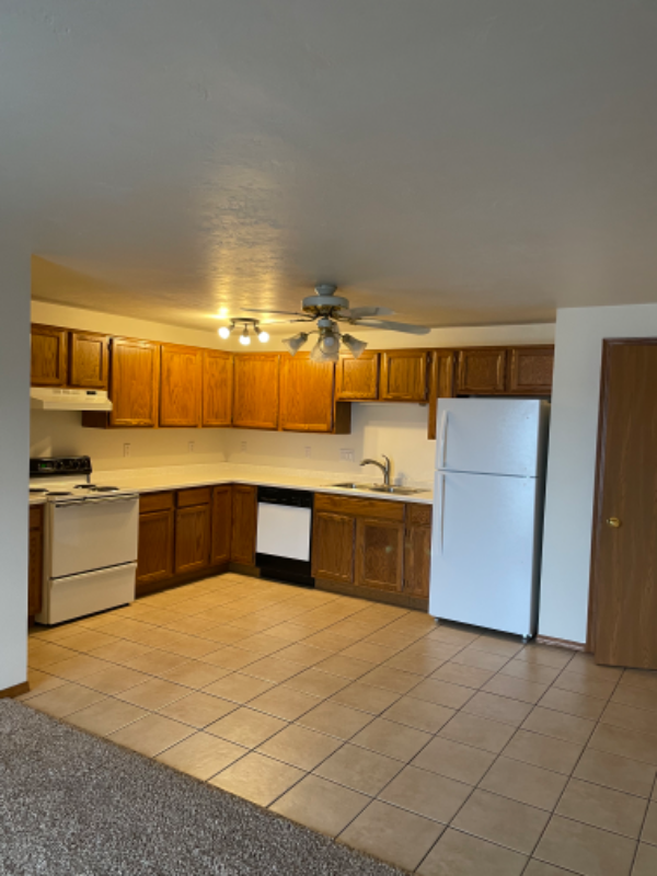 Foto del edificio - 1298 Crown Ct