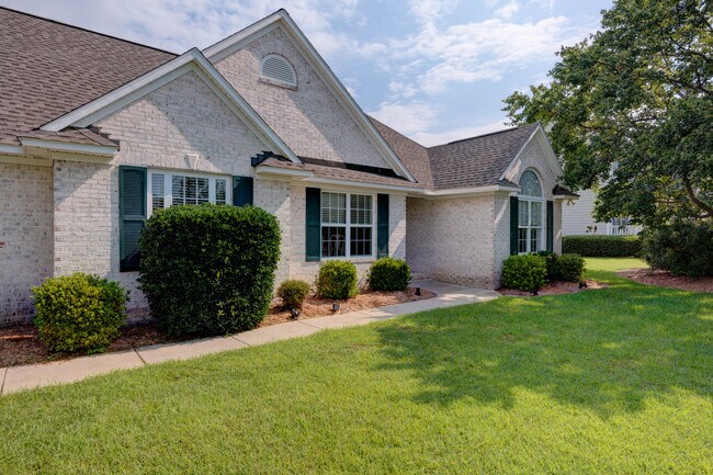 Foto del edificio - 1511 Edgefield Ct