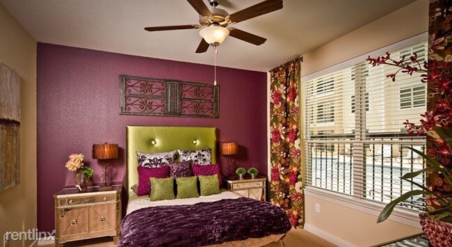 Foto del edificio - 500 W Stassney Ln