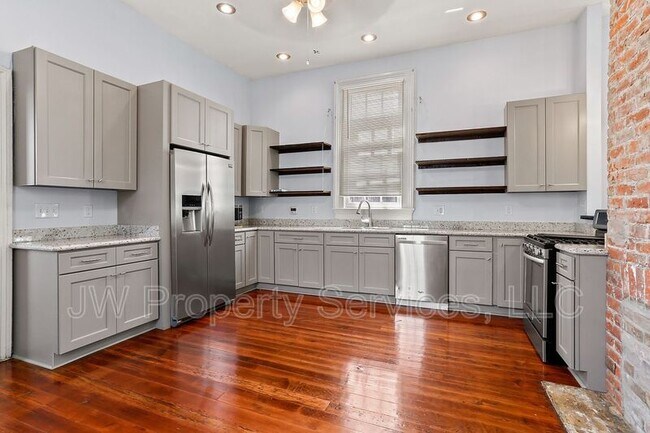 Foto del edificio - 309 Red Allen Wy