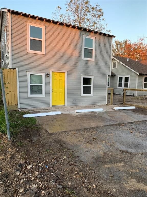 Foto principal - 4601 Hain St