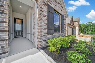 Building Photo - 42710 Loma Vista Ct