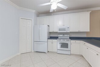 Building Photo - 14996 Summit Pl Cir