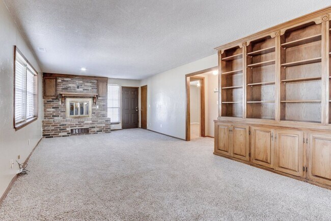 Foto del edificio - 3 bed, 2 bath home in Midwest City