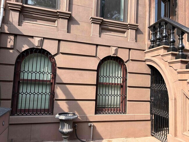 Foto del edificio - 268 Montgomery St