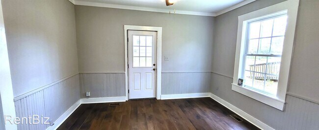 Foto del edificio - 2 br, 1 bath House - 821 Buffalo St