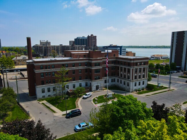Foto del edificio - Jennings Senior Living