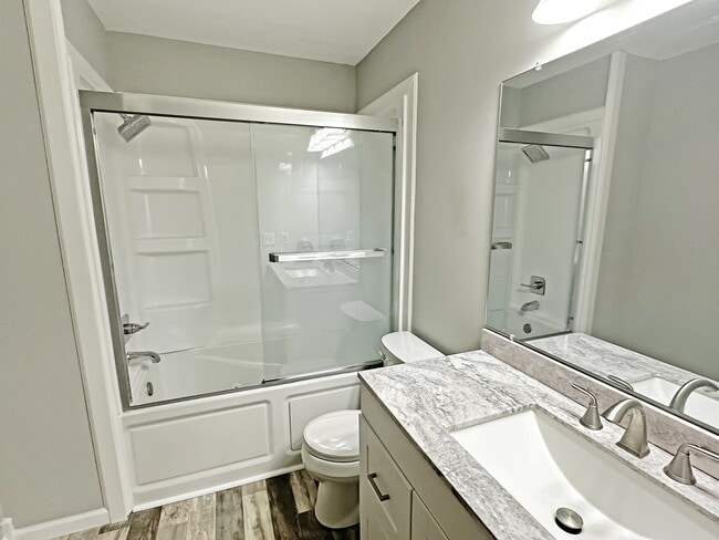 Building Photo - 3421 Placer Ave