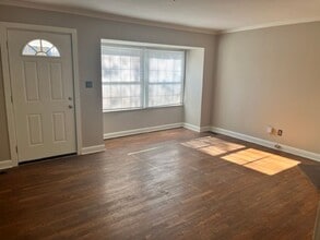 Building Photo - 229 Century Ct