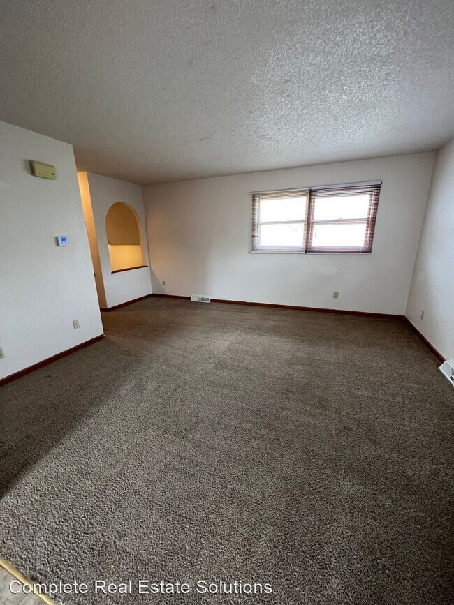 Foto del edificio - 3 br, 1.5 bath House - 324 S. Kiowa Ct