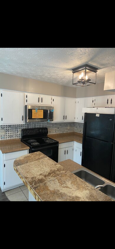 Foto principal - 827 Park Villa Way