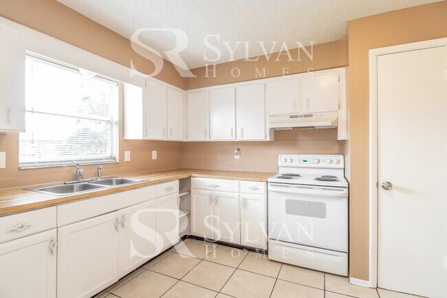 Building Photo - Life Just Got Better!