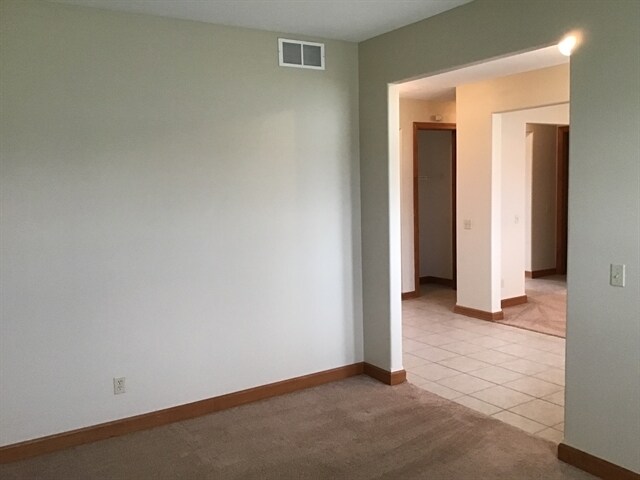 Foto del edificio - 408 Sherman Ln