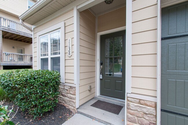 Foto del edificio - 1138 Woodbury Falls Ct