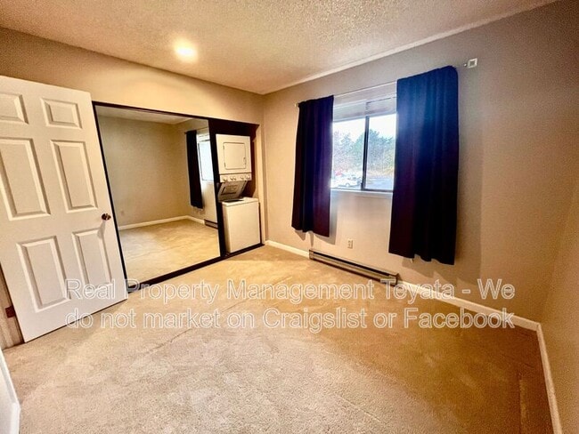 Building Photo - 7650 Birch Bay Dr