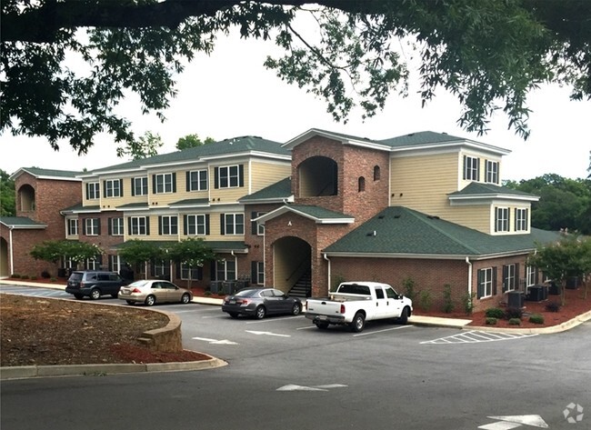 Building Photo - Highland Park Apartments