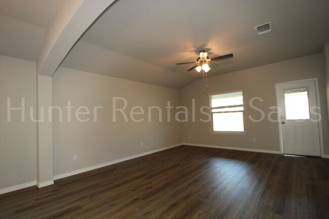 Foto del edificio - New In Management! Three Creeks Belton Hom...
