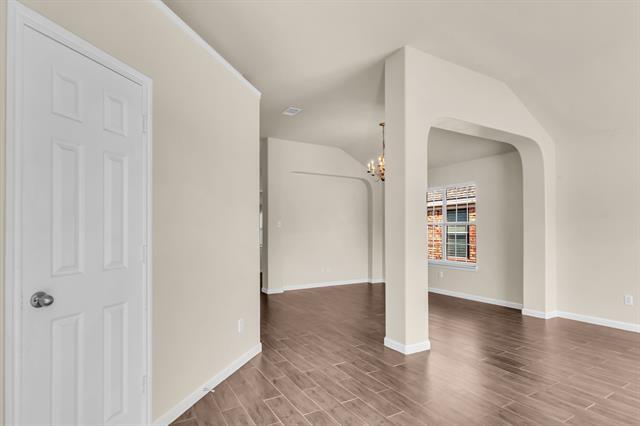 Building Photo - 9941 Voss Ave