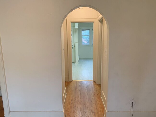 Foto del edificio - SEA 833-835 34th Ave/ 3329-3331 E Marion St