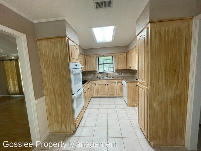 Building Photo - 3 br, 2 bath House - 325 Ellerbe Ridge Drive