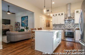 Foto del edificio - 424 W Magnolia Ave