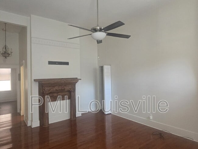 Building Photo - 1156 S Brook St