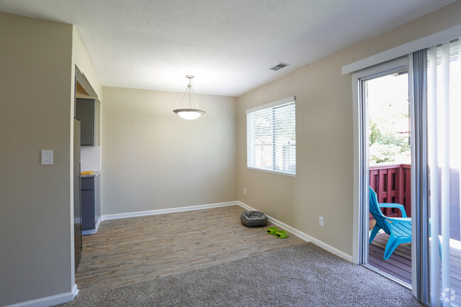 1HAB, 1BA - 720 ft² - Applewood At The Cove Apartments