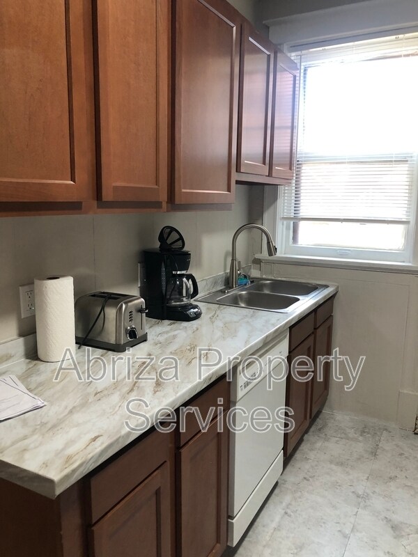 Foto del edificio - 3801 Lafayette Ave