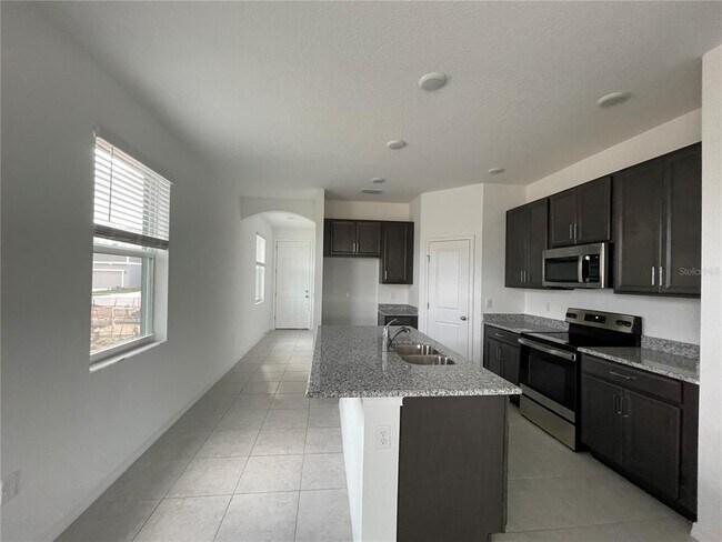 Foto del edificio - 6533 Great Bear Dr