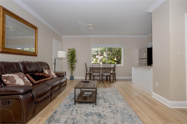 Building Photo - 1 Edgewater Dr