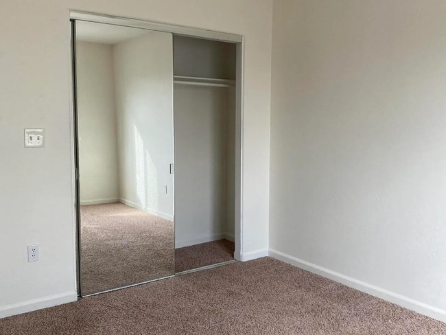 Building Photo - 8648 Lime Ave