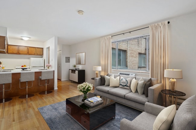 Building Photo - 665 W Wrightwood Ave